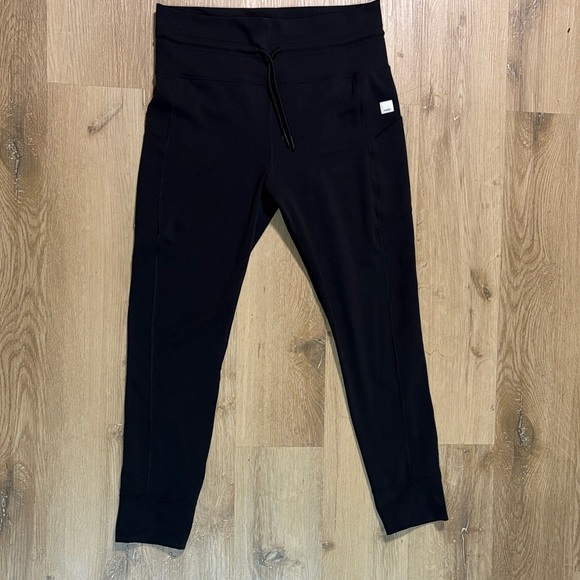 Vuori women’s black daily leggings size large - Picture 1 of 5